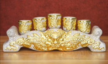 Ngai 5 Chén Thờ